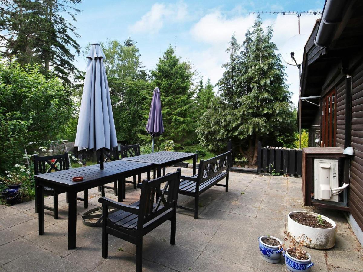 8 Person In Holb K Holiday home *