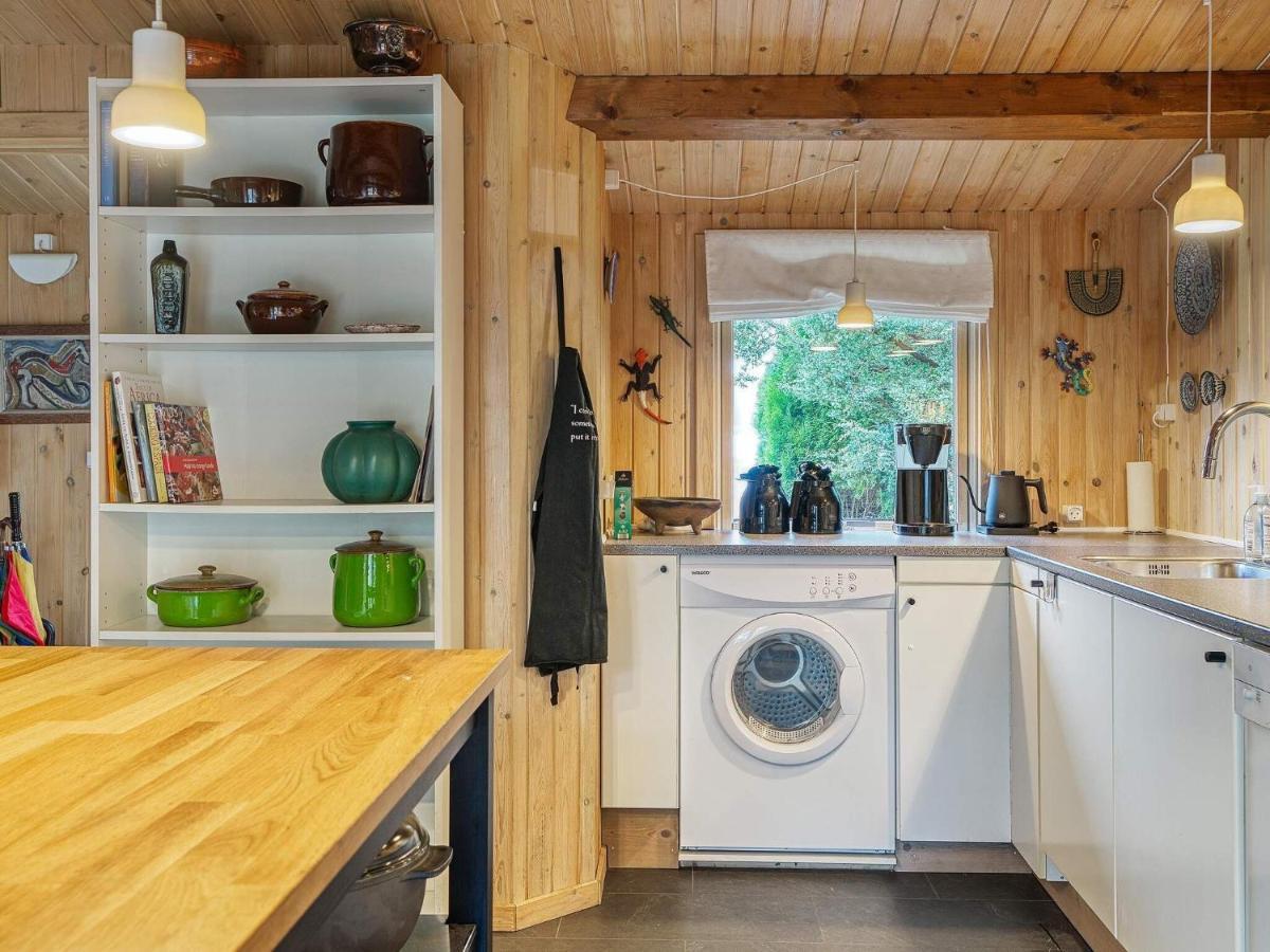 Holiday home 8 Person In Holb K